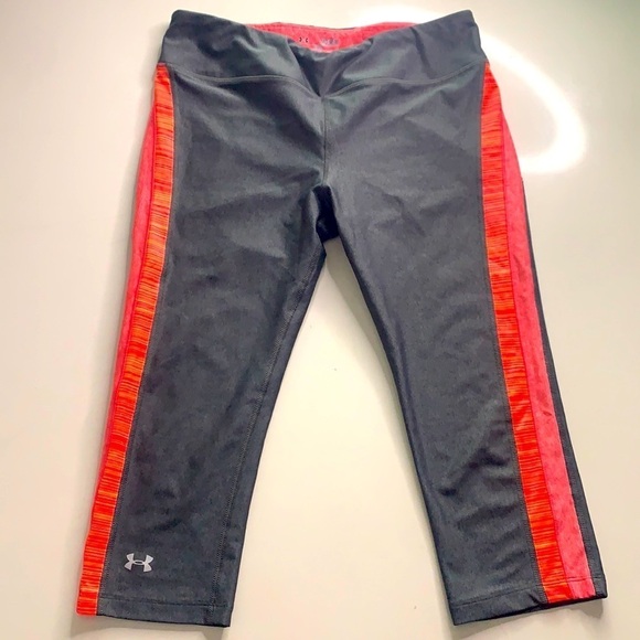 Under armor Fitted Cropped Performance Legging Medium - Picture 1 of 7